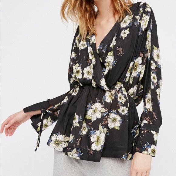 Free People Tops - Free People Tuscan floral dream tunic top